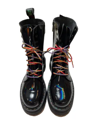 Dr. Martens- Black Combat Boots
